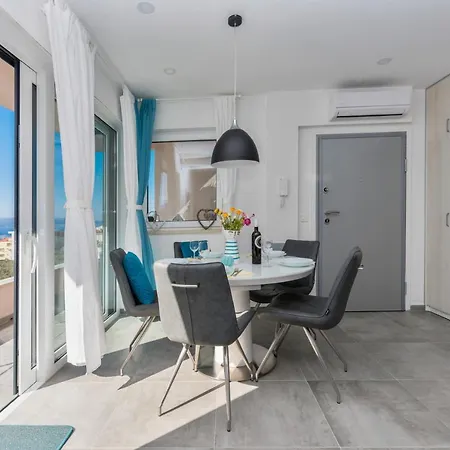 Luxury Amari - Free Parking マカルスカ