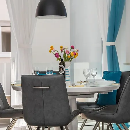 Апартаменты Luxury Amari - Free Parking