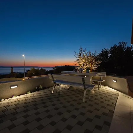Amari Seaview Apartment