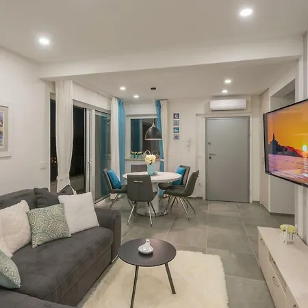 Amari Seaview Apartment *